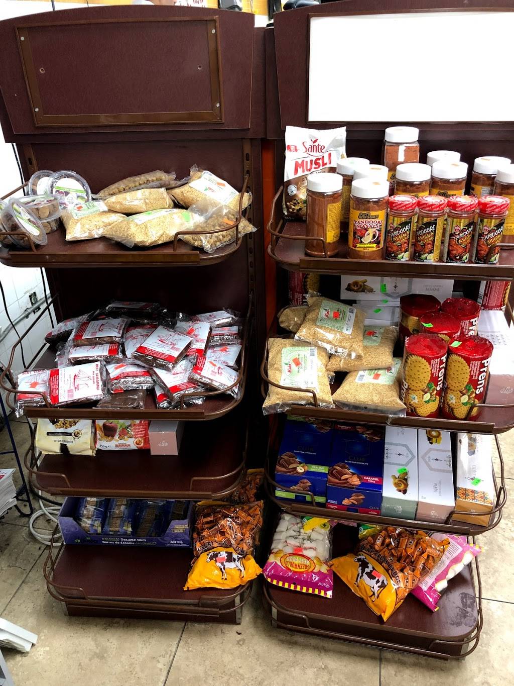 Al-Haram Halal Meat & Grocers | restaurant | 235 Dixon Rd Unit 6, Etobicoke, ON M9P 2M5, Canada | 4162441705 OR +1 416-244-1705