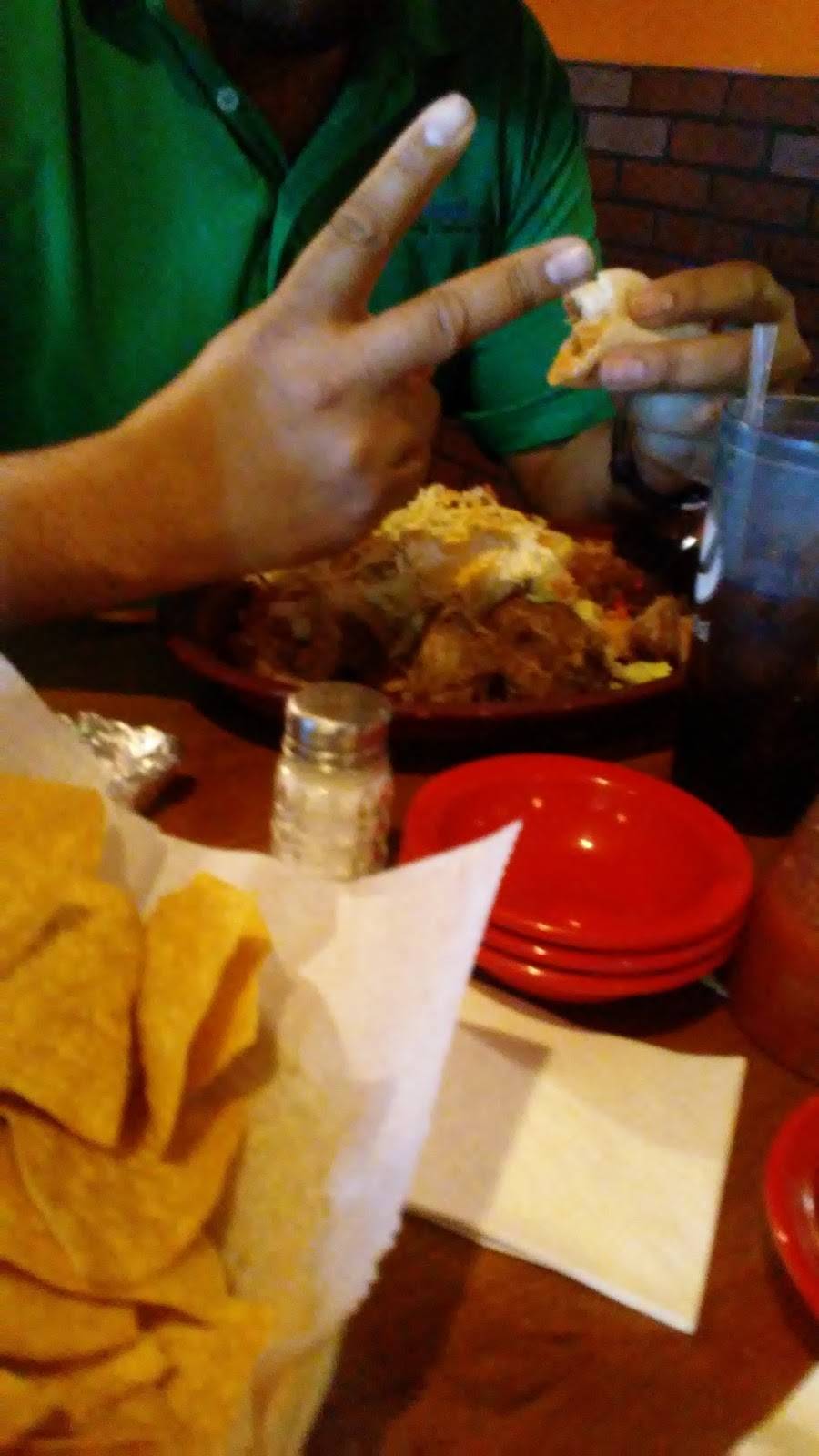 El Toril | restaurant | 2145 Eastern Ave # O, Gallipolis, OH 45631, USA | 7404461375 OR +1 740-446-1375