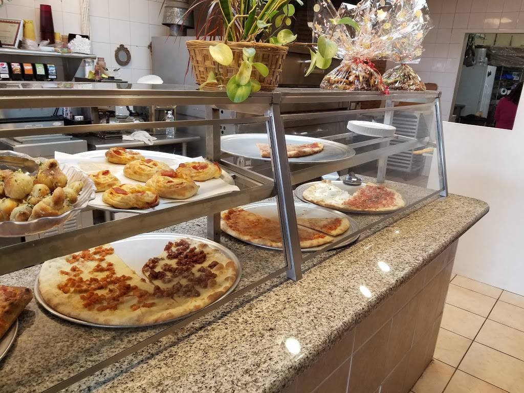 Vinnies Pizza Old Bridge | restaurant | 1061 U.S. 9, Old Bridge, NJ 08857, USA | 7323137030 OR +1 732-313-7030