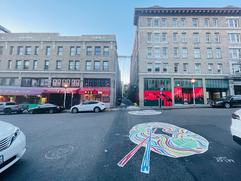 Harbor City Restaurant | restaurant | 707 S King St, Seattle, WA 98104, USA | 2066212228 OR +1 206-621-2228