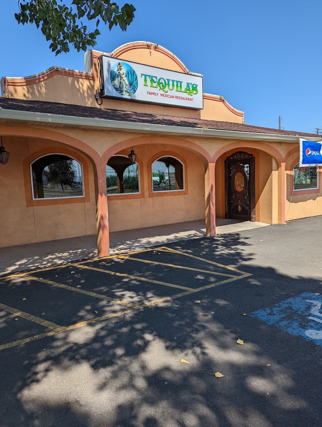 Tequila’s Family Mexican Restaurant | restaurant | 2711 Bearco Loop, La Grande, OR 97850, USA | 5419620825 OR +1 541-962-0825