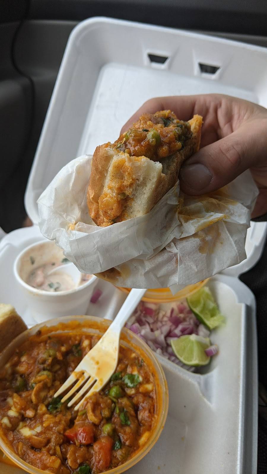 Sids Pizza & Indian Street Food | restaurant | 2020 Gunbarrel Rd Suite 160, Chattanooga, TN 37421, USA | 4236432200 OR +1 423-643-2200