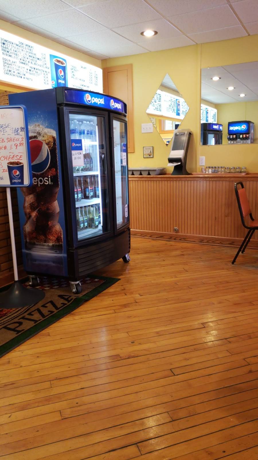 Vitos Pizza | restaurant | 332 Main St, Catawissa, PA 17820, USA | 5703562188 OR +1 570-356-2188