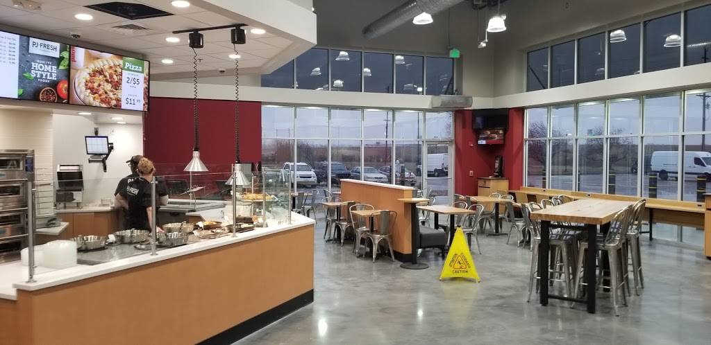 Flying J Travel Center | restaurant | 703 MO-80, Matthews, MO 63867, USA | 5734723336 OR +1 573-472-3336