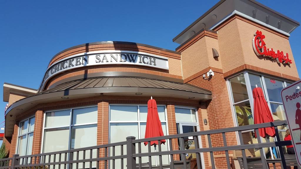 Chick-fil-A | restaurant | 400 Liberty St, Martinsville, VA 24112, USA | 2766322448 OR +1 276-632-2448