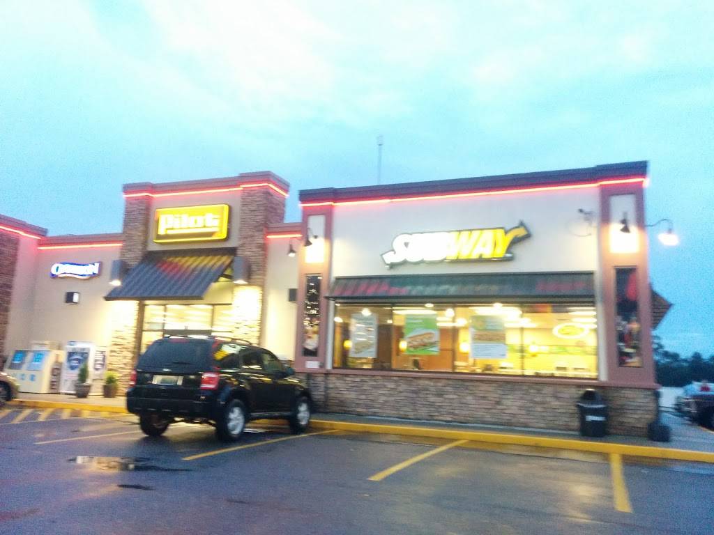 Subway | restaurant | 1231 Stemley Rd, Lincoln, AL 35096, USA | 2057632230 OR +1 205-763-2230