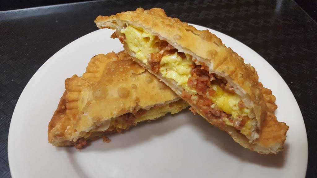 Marys | restaurant | 288 Union St, New Bedford, MA 02740, USA | 7742020236 OR +1 774-202-0236