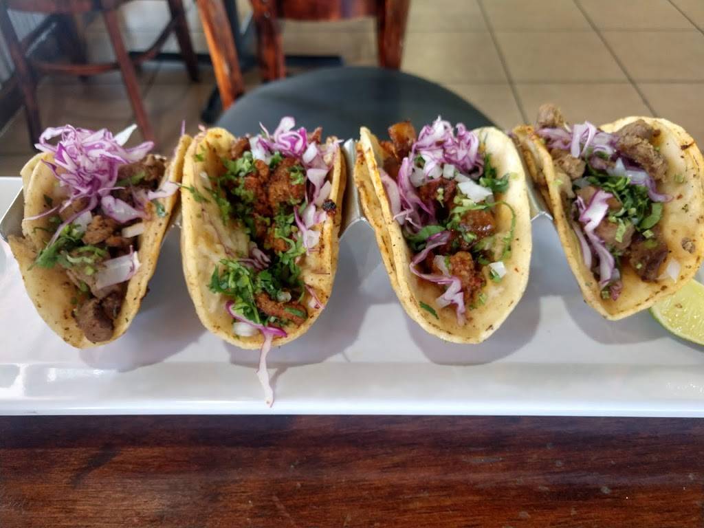 La Poblanita | restaurant | 4012 N 75th Ave, Phoenix, AZ 85033, USA | 6232471055 OR +1 623-247-1055