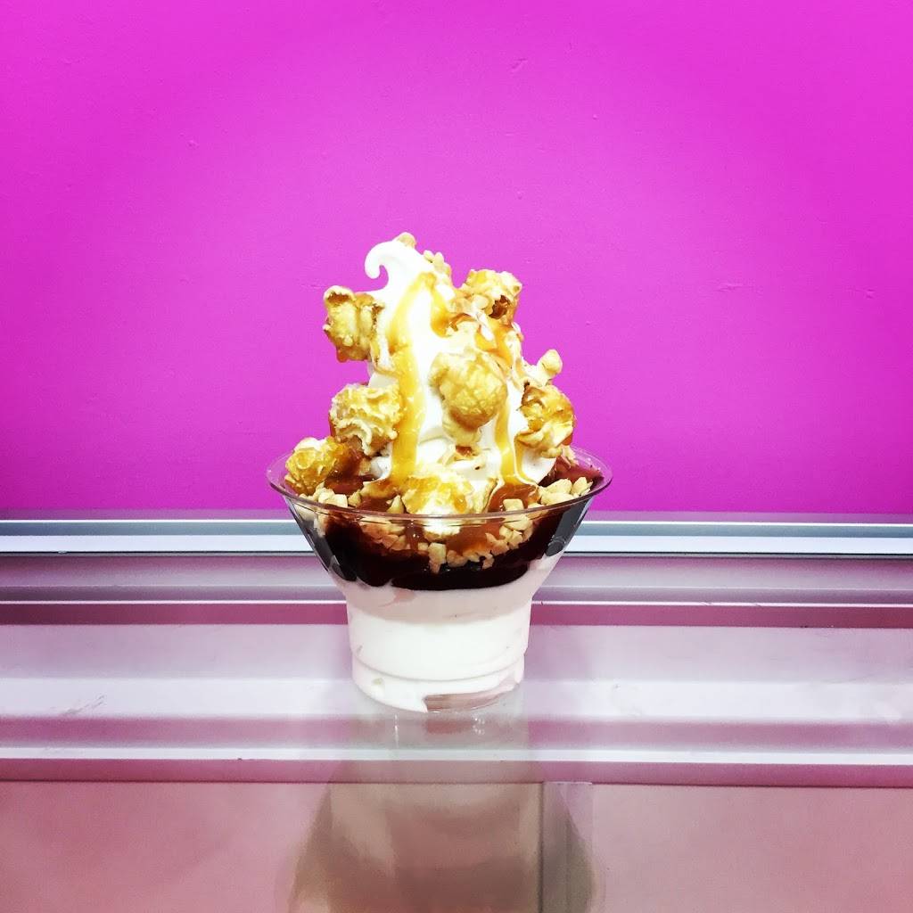 OMG Ice Cream | restaurant | 122 Colborne St W, Brantford, ON N3T 1L1, Canada | 5197500394 OR +1 519-750-0394