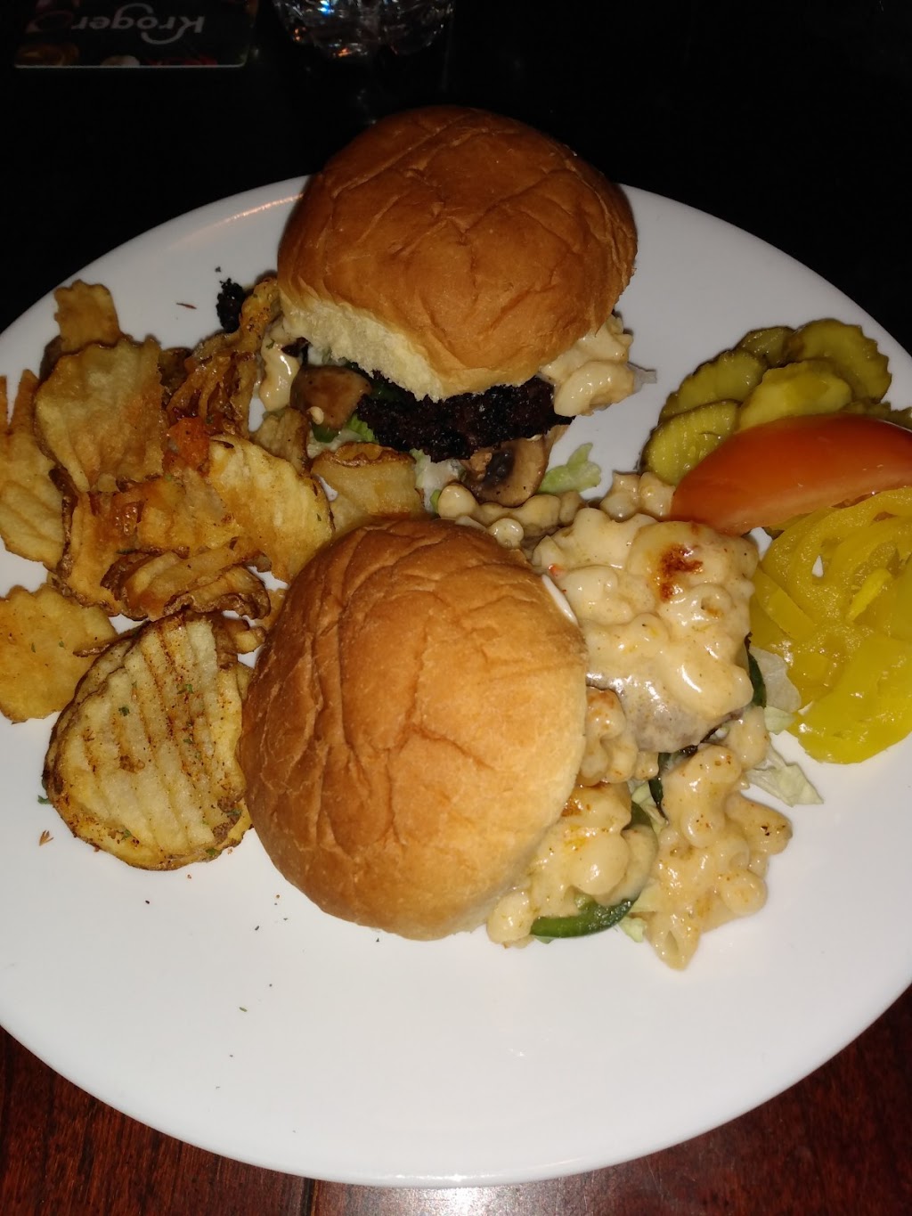 M.A.C.C. BURGERS CO | restaurant | 8850 Woodward Ave, Detroit, MI 48202, USA | 3132574819 OR +1 313-257-4819