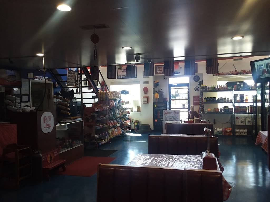 FireHouse Quick Stop & Pizza | restaurant | 5872 OH-140, Wheelersburg, OH 45694, USA | 7407781030 OR +1 740-778-1030