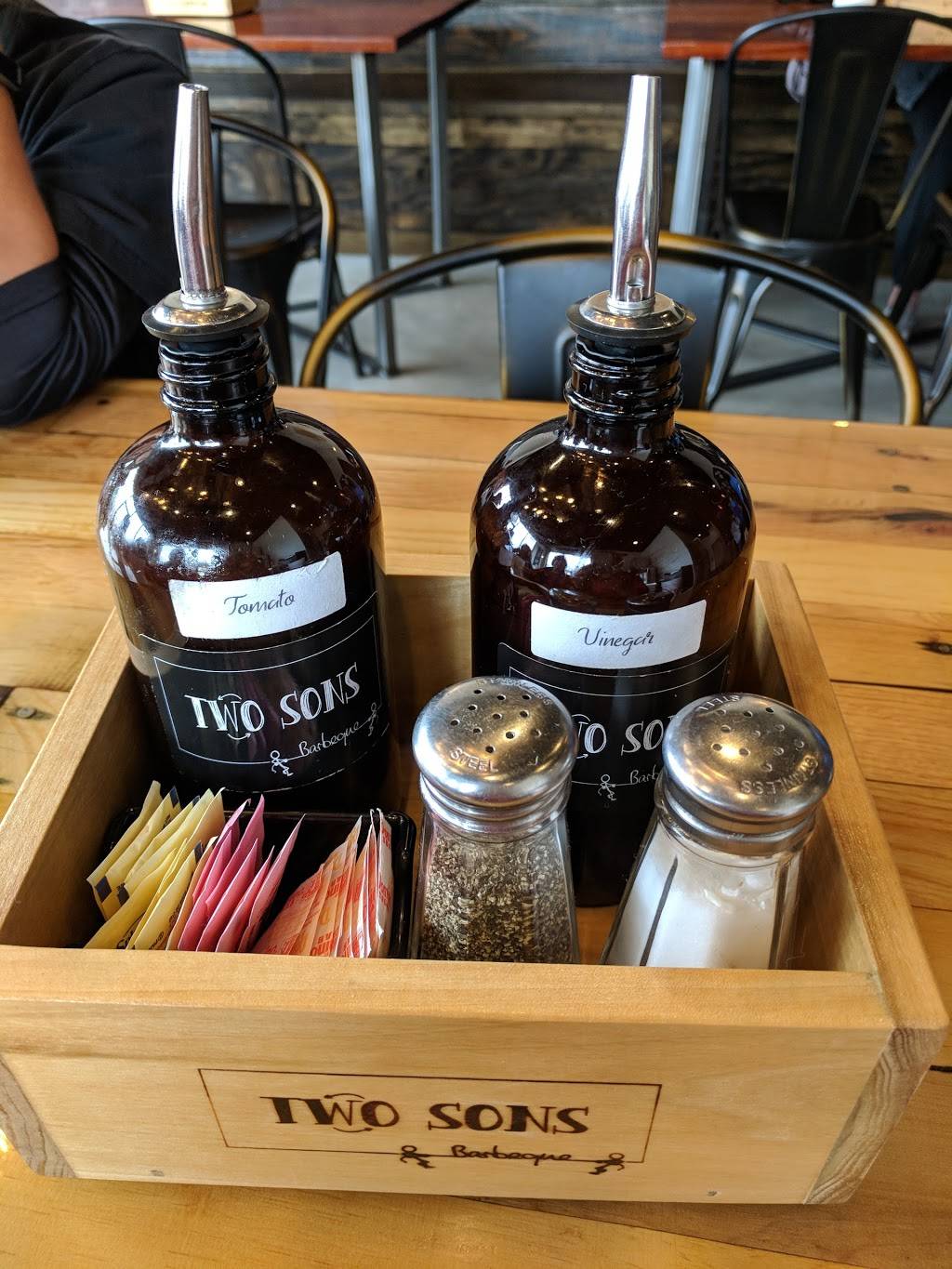 Two Sons Barbeque | restaurant | 647 NC-16 Business, Denver, NC 28037, USA | 7049664770 OR +1 704-966-4770