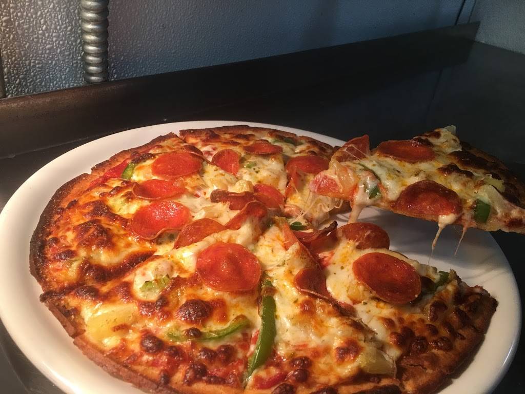 Woodys Bar & Grill | restaurant | 111 4th St N, Greenwald, MN 56335, USA | 3209873161 OR +1 320-987-3161