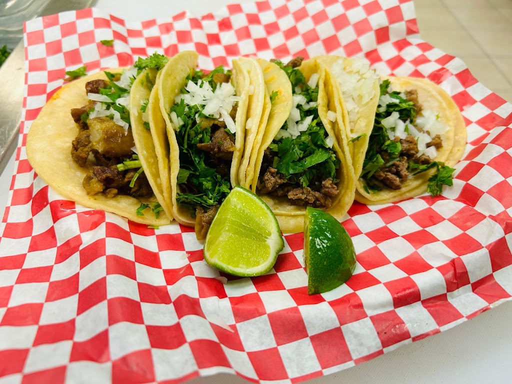 Marisquería y Restaurante Los Moreno | restaurant | 8514 C E King Pkwy, Houston, TX 77044, USA | 8328174699 OR +1 832-817-4699