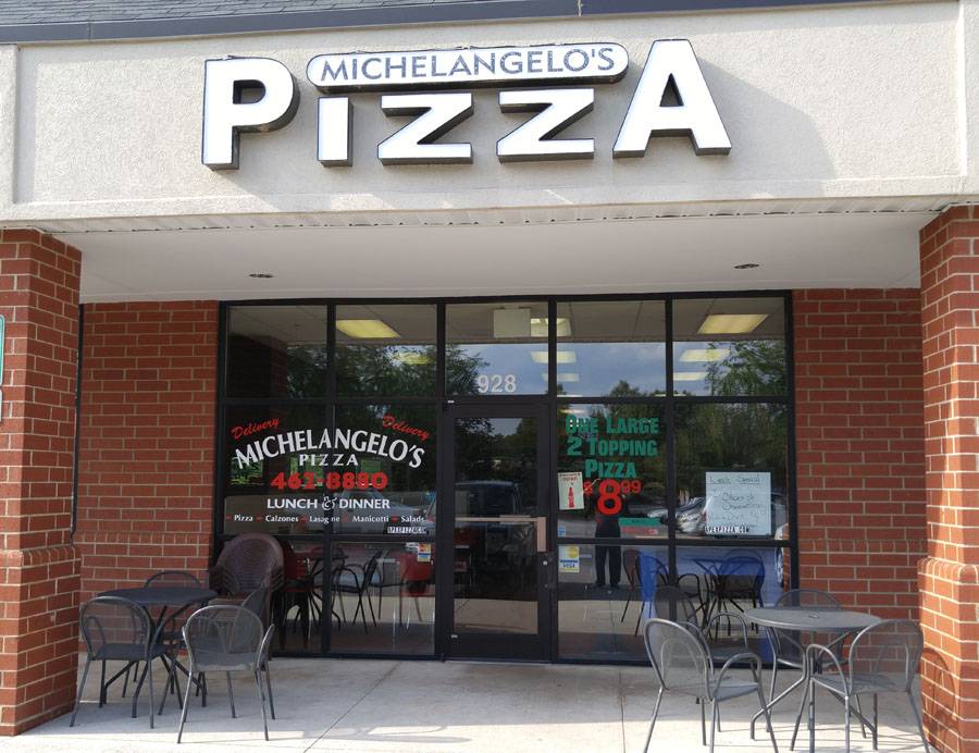 Michelangelos Pizza | restaurant | 928 US-64 W, Apex, NC 27523, USA | 9194628880 OR +1 919-462-8880