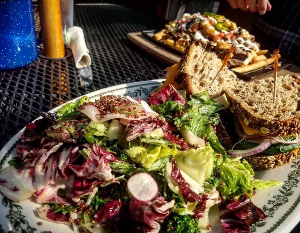 Fuel Cafe 5th St | cafe | 630 S 5th St, Milwaukee, WI 53204, USA | 4148479580 OR +1 414-847-9580