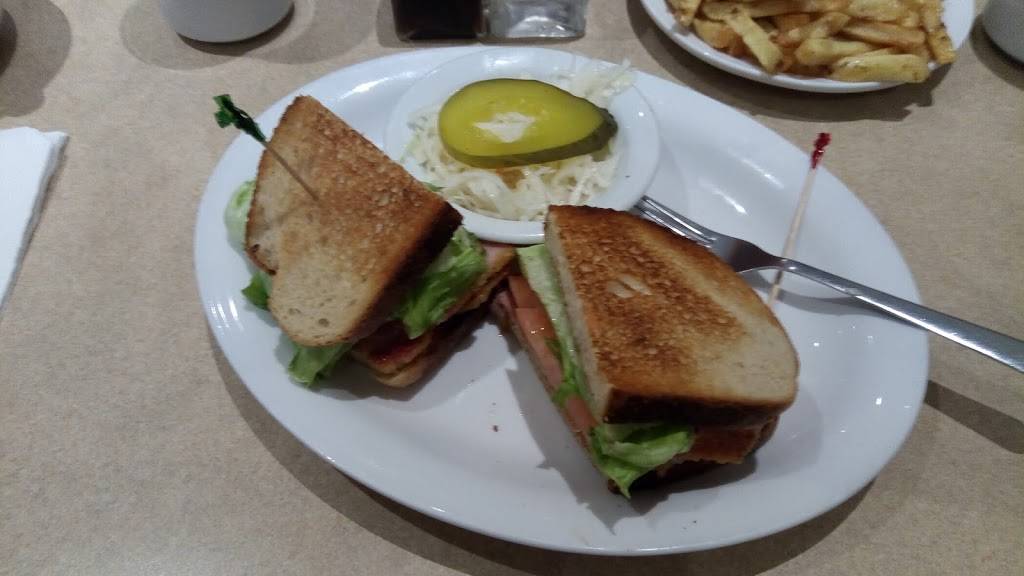 Kathryns Grill & Bar | restaurant | 376 Kingston Rd, Pickering, ON L1V 6K4, Canada | 9055094421 OR +1 905-509-4421