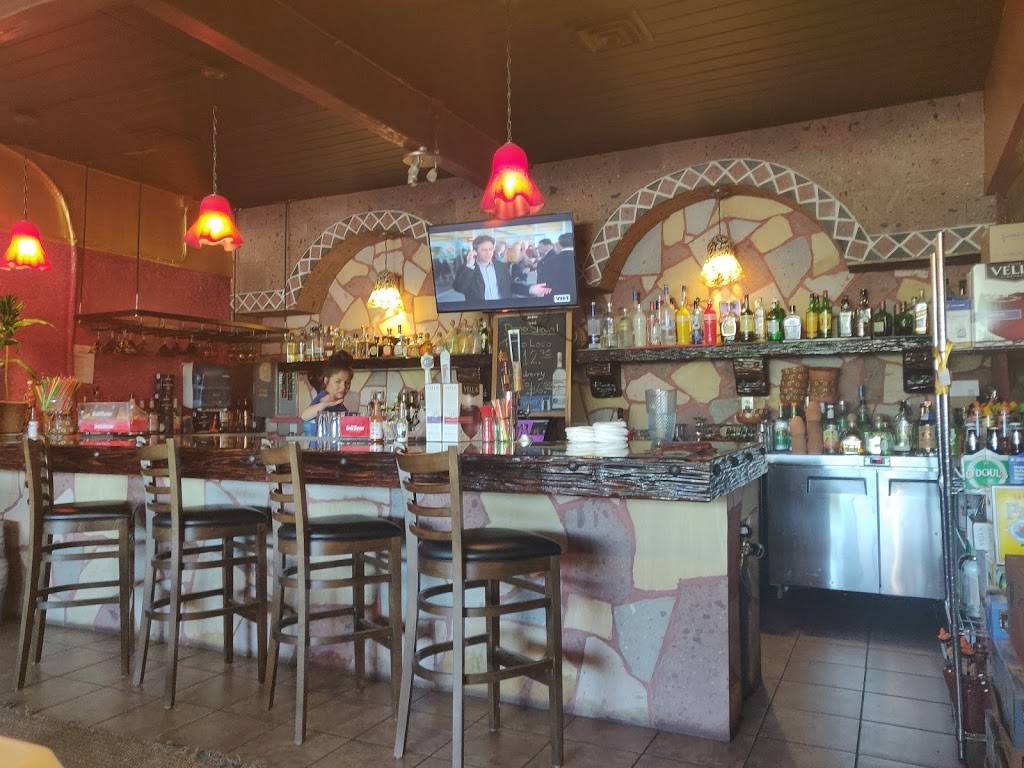 Los Pepes | restaurant | 611 Goerig St, Woodland, WA 98674, USA | 3602257753 OR +1 360-225-7753