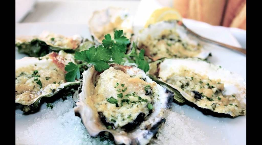 Lure Fish House | restaurant | 60 S California St, Ventura, CA 93001, USA | 8055674400 OR +1 805-567-4400