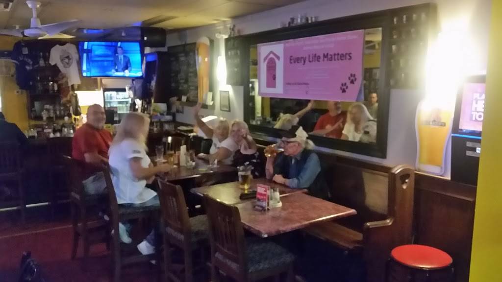 The Korner Pub | restaurant | 3045 Kingston Rd, Scarborough, ON M1M 1P1, Canada | 4162650392 OR +1 416-265-0392