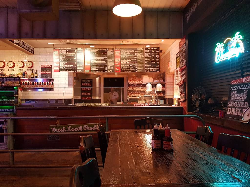 Nancys Bar-B-Q | restaurant | 301 S Pineapple Ave, Sarasota, FL 34237, USA | 9413662271 OR +1 941-366-2271