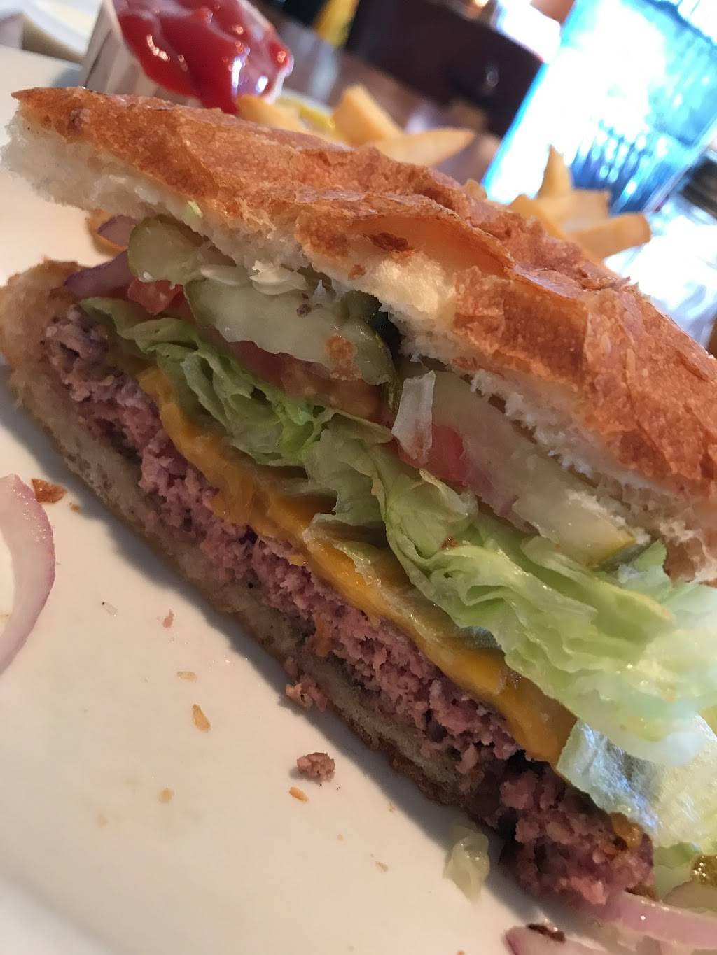 Route 6 Café & Lounge | restaurant | 40801 US-6, Avon, CO 81620, USA | 9709496393 OR +1 970-949-6393