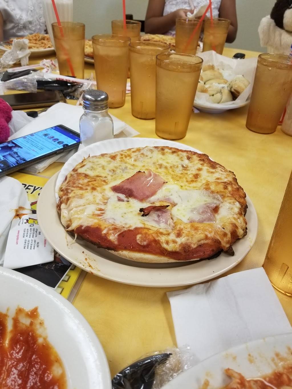 Rey’s Pizza | restaurant | 1166 W 68th St, Hialeah, FL 33014, USA | 3053622500 OR +1 305-362-2500