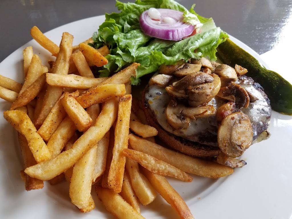 Luna Grill & Diner | restaurant | 1301 Connecticut Ave NW UNIT 1A, Washington, DC 20036, USA | 2028352280 OR +1 202-835-2280