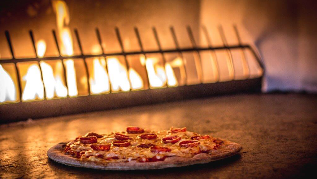 Rise Pies | restaurant | 5205 Airways Blvd, Southaven, MS 38671, USA | 6627725200 OR +1 662-772-5200