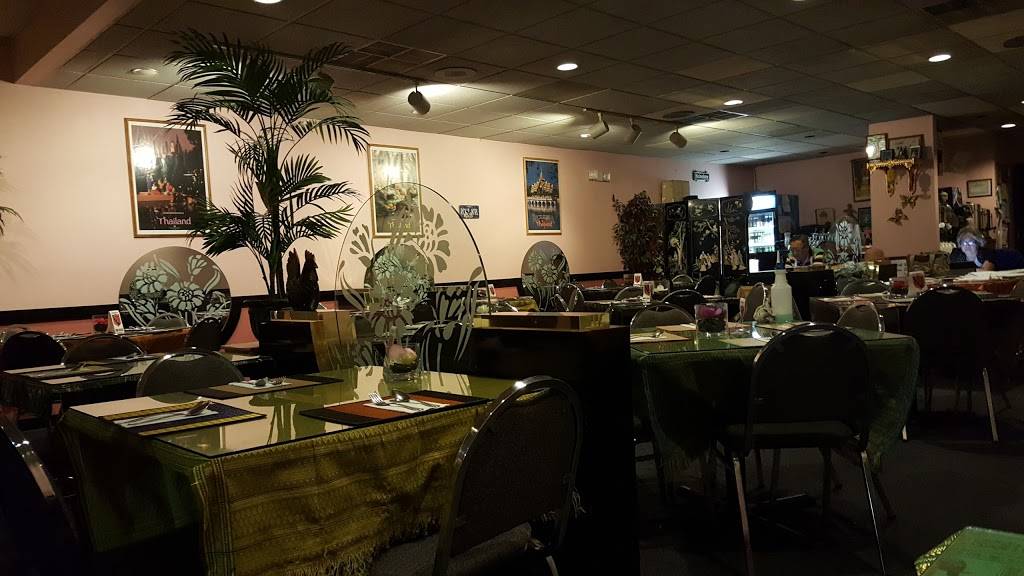 Bangkok Restaurant | restaurant | 7421 Oswego Rd #9, Liverpool, NY 13090, USA | 3154514621 OR +1 315-451-4621