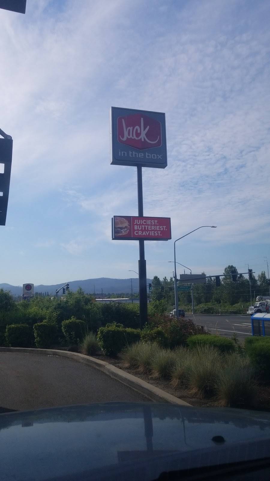 Jack in the Box | restaurant | 13714 Roosevelt Rd, Monroe, WA 98272, USA | 3608638377 OR +1 360-863-8377