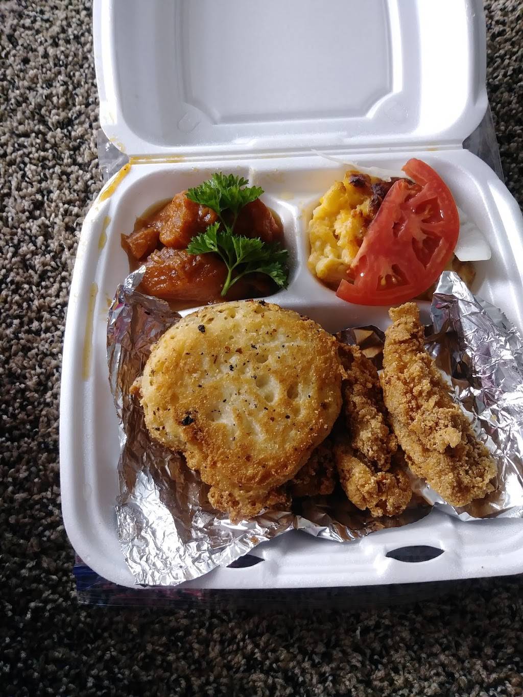 C Js Carryout | restaurant | 1433 Warrensville Center Rd, Cleveland, OH 44121, USA | 2163818792 OR +1 216-381-8792