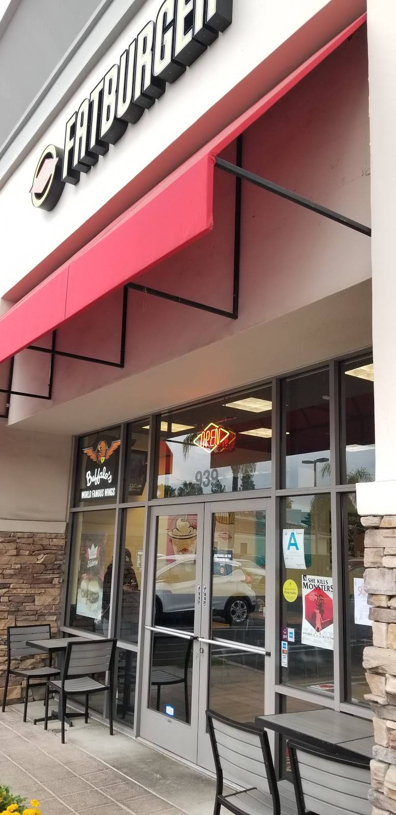 Fatburger & Buffalos Express | restaurant | 939 W Huntington Dr, Monrovia, CA 91016, USA | 6262561016 OR +1 626-256-1016