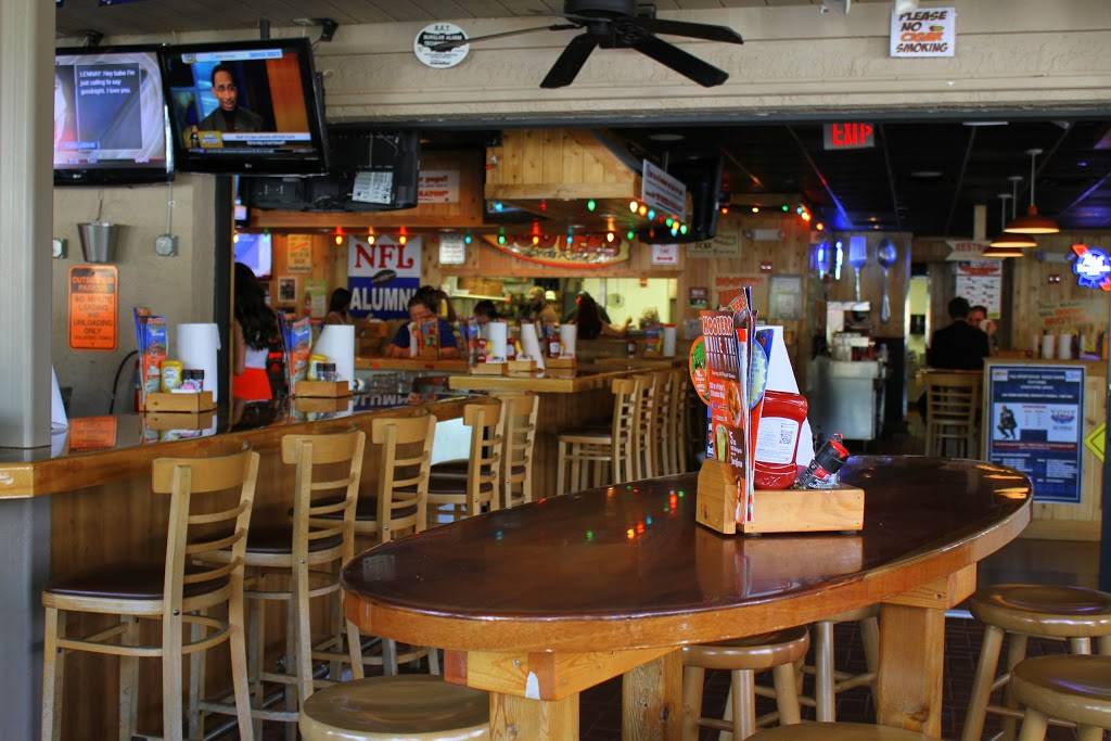 Hooters | meal takeaway | 2240 NW 19th Avenue Suite 1101-A, Boca Raton, FL 33431, USA | 5613918903 OR +1 561-391-8903