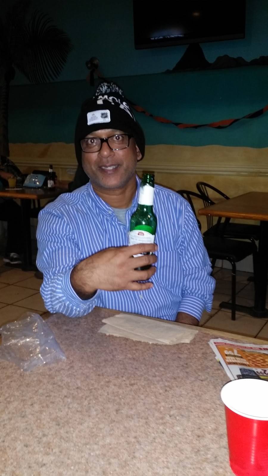 Island Breeze Restaurant | restaurant | 907 Jane St, York, ON M6N 4C6, Canada | 4167607800 OR +1 416-760-7800