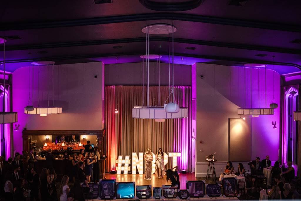 Steeple Hall at Mission Oak Grill | restaurant | 26 Green St, Newburyport, MA 01950, USA | 9789610926 OR +1 978-961-0926