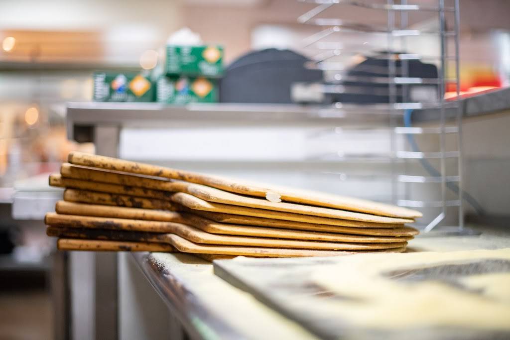 Pizzelii | restaurant | 7639 Wooster Pike, Cincinnati, OH 45227, USA | 5134073007 OR +1 513-407-3007