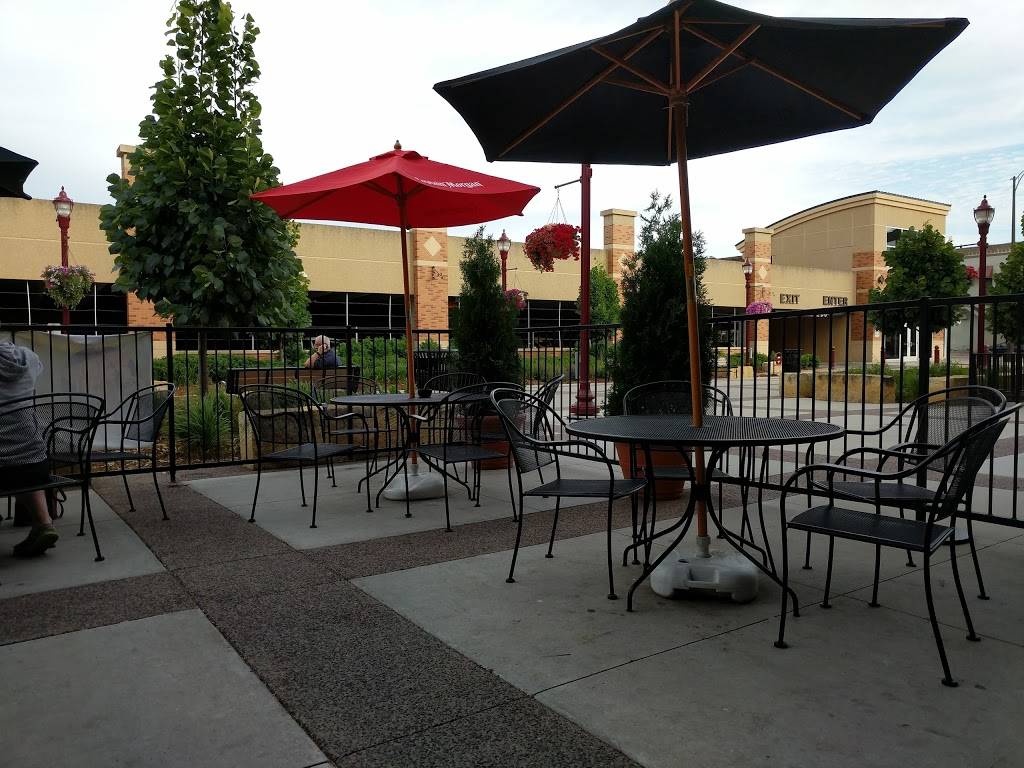 Rounders Sports Bar & Grill | restaurant | 414 S Front St, Mankato, MN 56001, USA | 5073887767 OR +1 507-388-7767