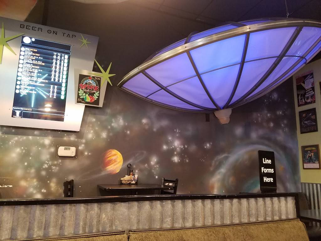 Flying Saucer Pizza | restaurant | 14712 NE 91st St, Redmond, WA 98052, USA | 4253762700 OR +1 425-376-2700