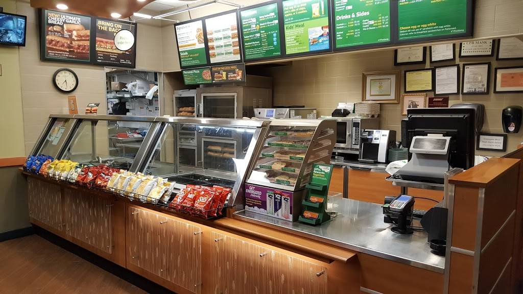 Subway | meal takeaway | 185-24A Horace Harding Expy, Queens, NY 11365, USA | 7188866333 OR +1 718-886-6333