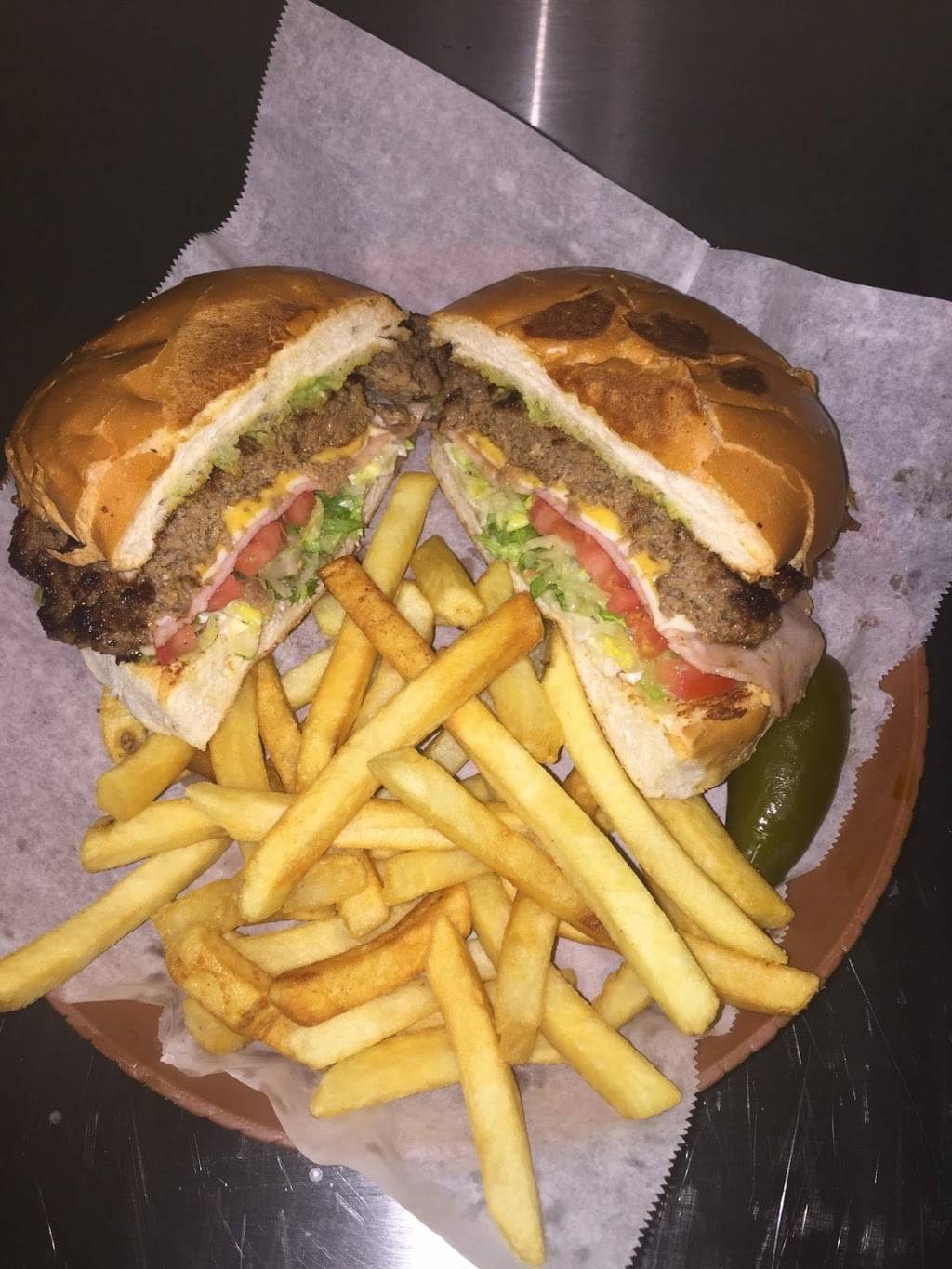 Rey del Pollo | restaurant | 7170 Lawndale St, Houston, TX 77023, USA | 2818884461 OR +1 281-888-4461