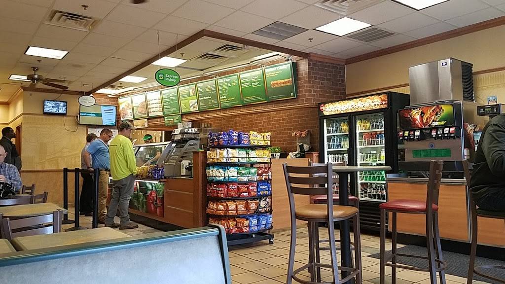 Subway | restaurant | 813 Bass Pro Ln, Morrisville, NC 27560, USA | 9196781191 OR +1 919-678-1191