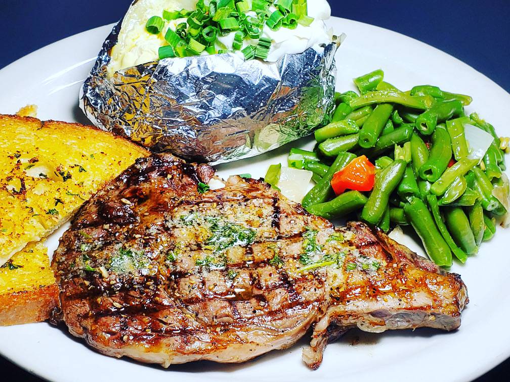 J & Js Cafe | restaurant | 509 State St, Hemet, CA 92543, USA | 9516528885 OR +1 951-652-8885