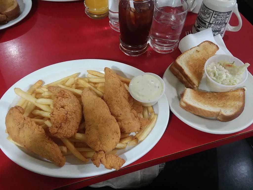 Maxines | restaurant | 1721 S Main St, Rice Lake, WI 54868, USA | 7152341662 OR +1 715-234-1662