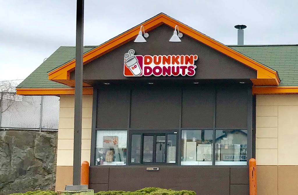 Dunkin | bakery | 248 Highland Ave, Salem, MA 01970, USA | 9787456110 OR +1 978-745-6110