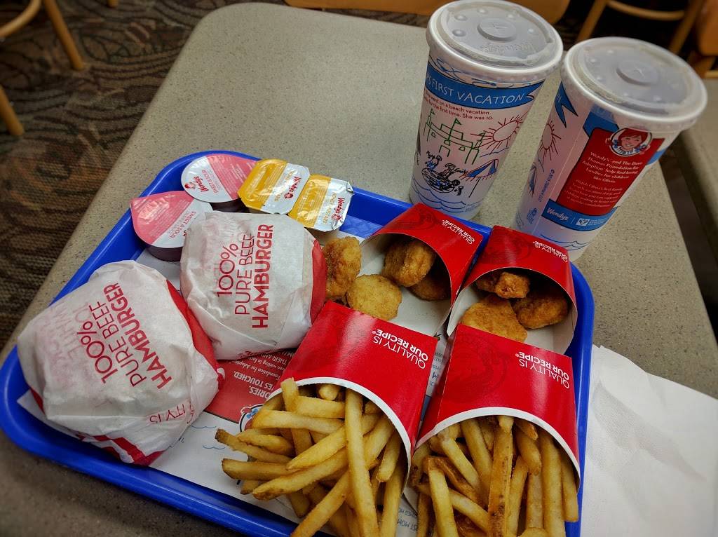 Wendys | restaurant | 5900 Camp Bowie Blvd, Fort Worth, TX 76107, USA | 8177310112 OR +1 817-731-0112