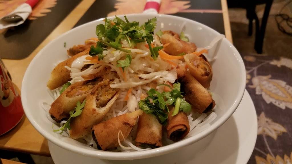 Cantine dAsie Indochine | restaurant | 93 Rue du Sault-au-Matelot, Québec, QC G1K 3X7, Canada | 4186923799 OR +1 418-692-3799