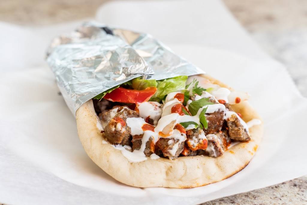 Deli NY - Halal Chicken & Rice - Gourmet Sandwich Deli | restaurant | 18 Newbridge Rd, Hicksville, NY 11801, USA | 5163900925 OR +1 516-390-0925