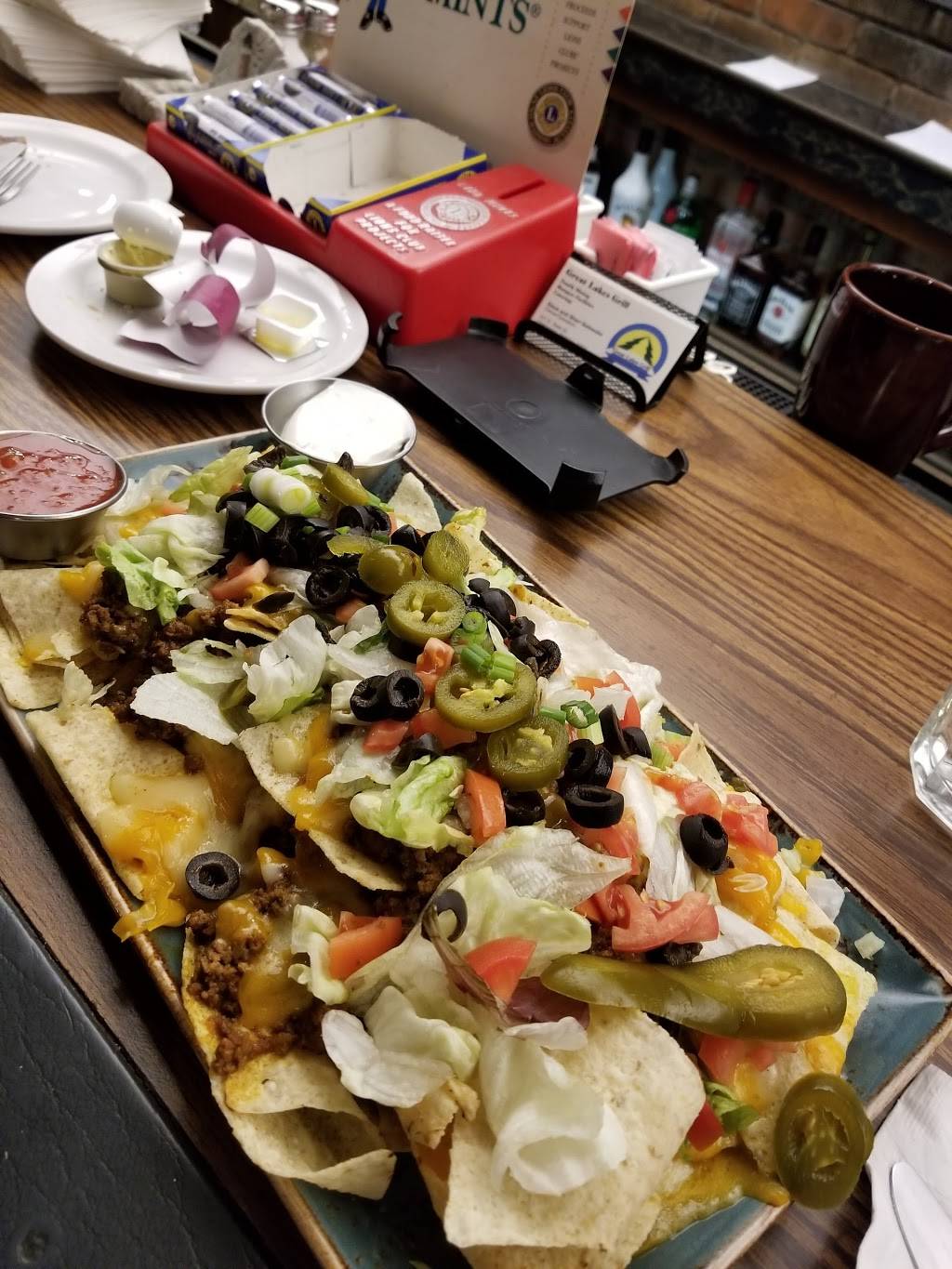 Great Lakes Grill | restaurant | 817 E State St, Cheboygan, MI 49721, USA | 2316278161 OR +1 231-627-8161