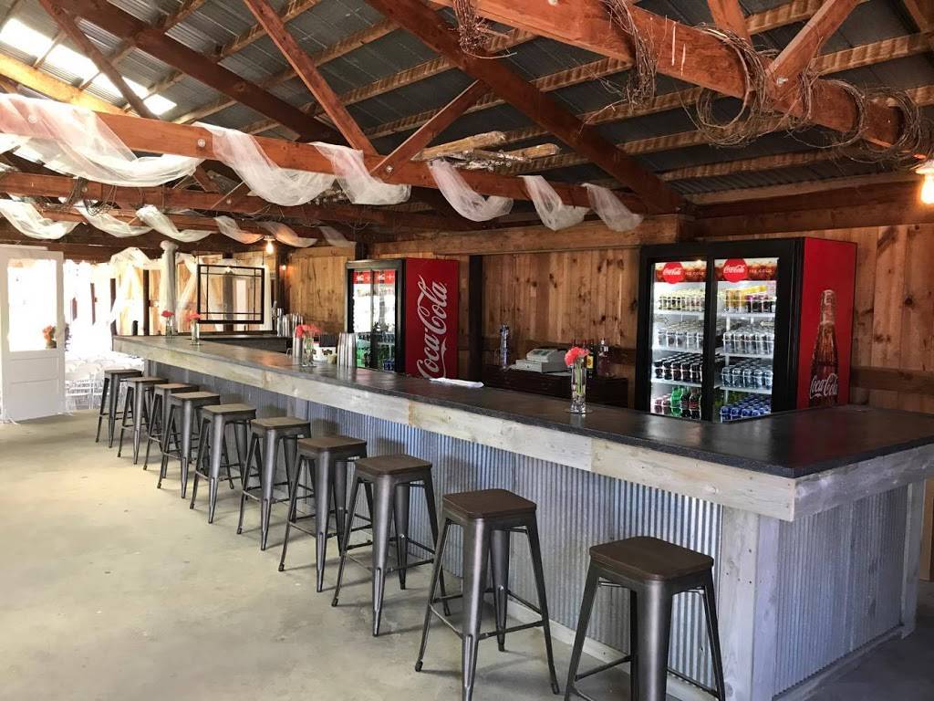 Prairie Du Chien Country Club | restaurant | 38485 US-18, Prairie du Chien, WI 53821, USA | 6083266707 OR +1 608-326-6707